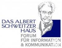 Das Bild zeigt das Logo des Albert Schweitzer Hauses mit einer Skizze eines Mannes neben dem Schriftzug "Forum für Information & Kommunikation".